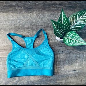 Sports bra 💛 FREE WITH BUNDLE